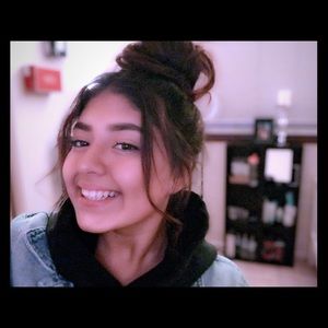 Meet your Posher, Laksmi